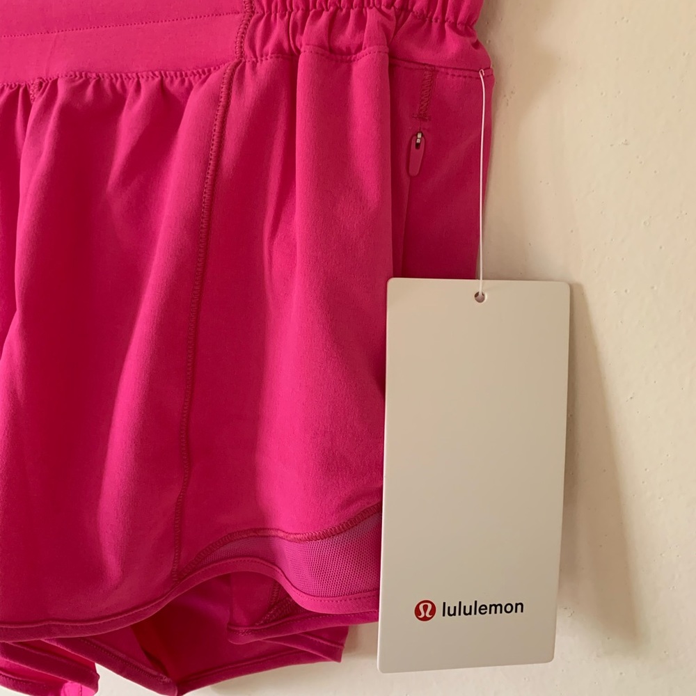 lululemon Hotty Hot HR Lined Short 2.5" Sonic Pink Size 4 New BNWT - Picture 4 of 15
